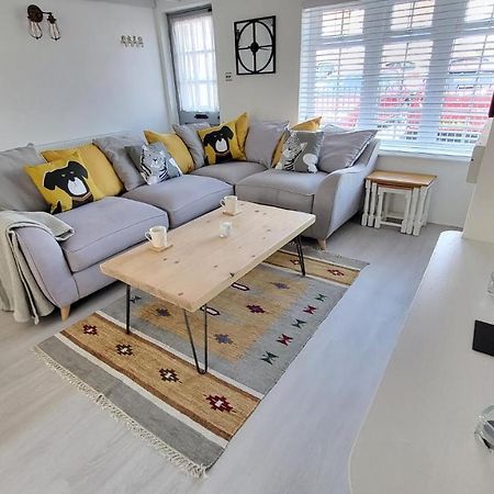 Bosun'S Cottage Luxury Stay In The Heart Of Town Weymouth Eksteriør bilde