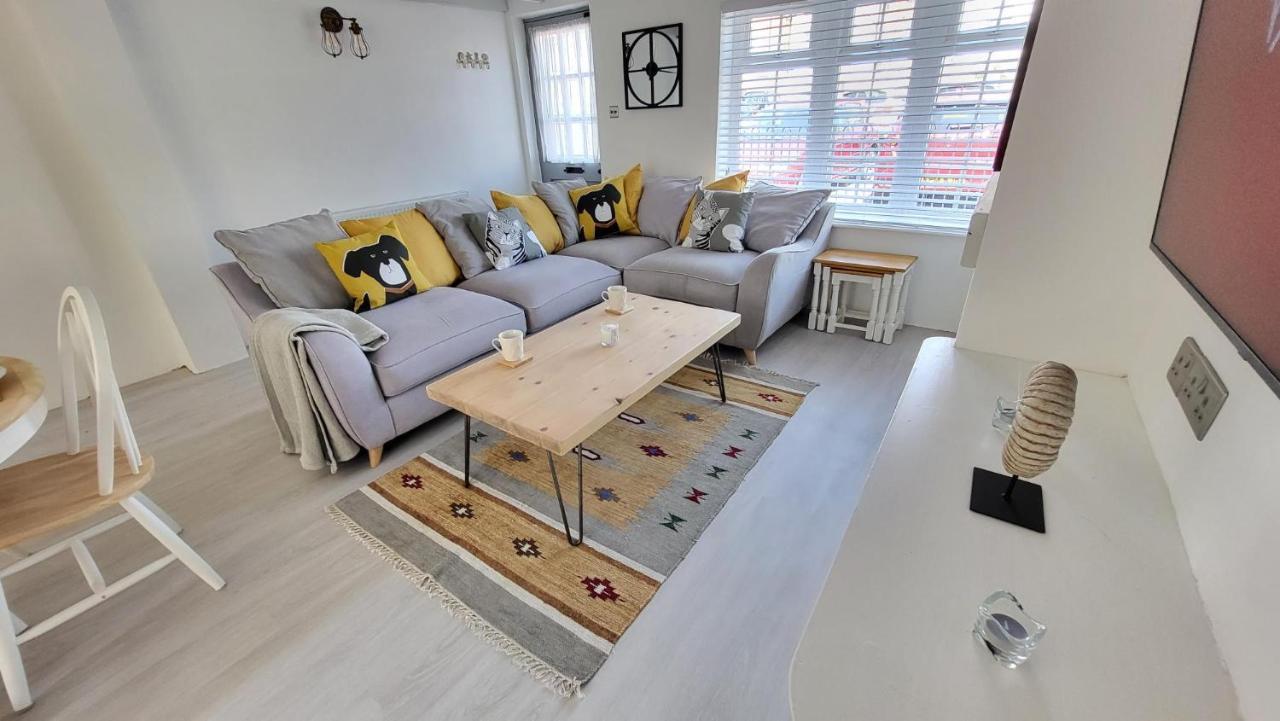 Bosun'S Cottage Luxury Stay In The Heart Of Town Weymouth Eksteriør bilde
