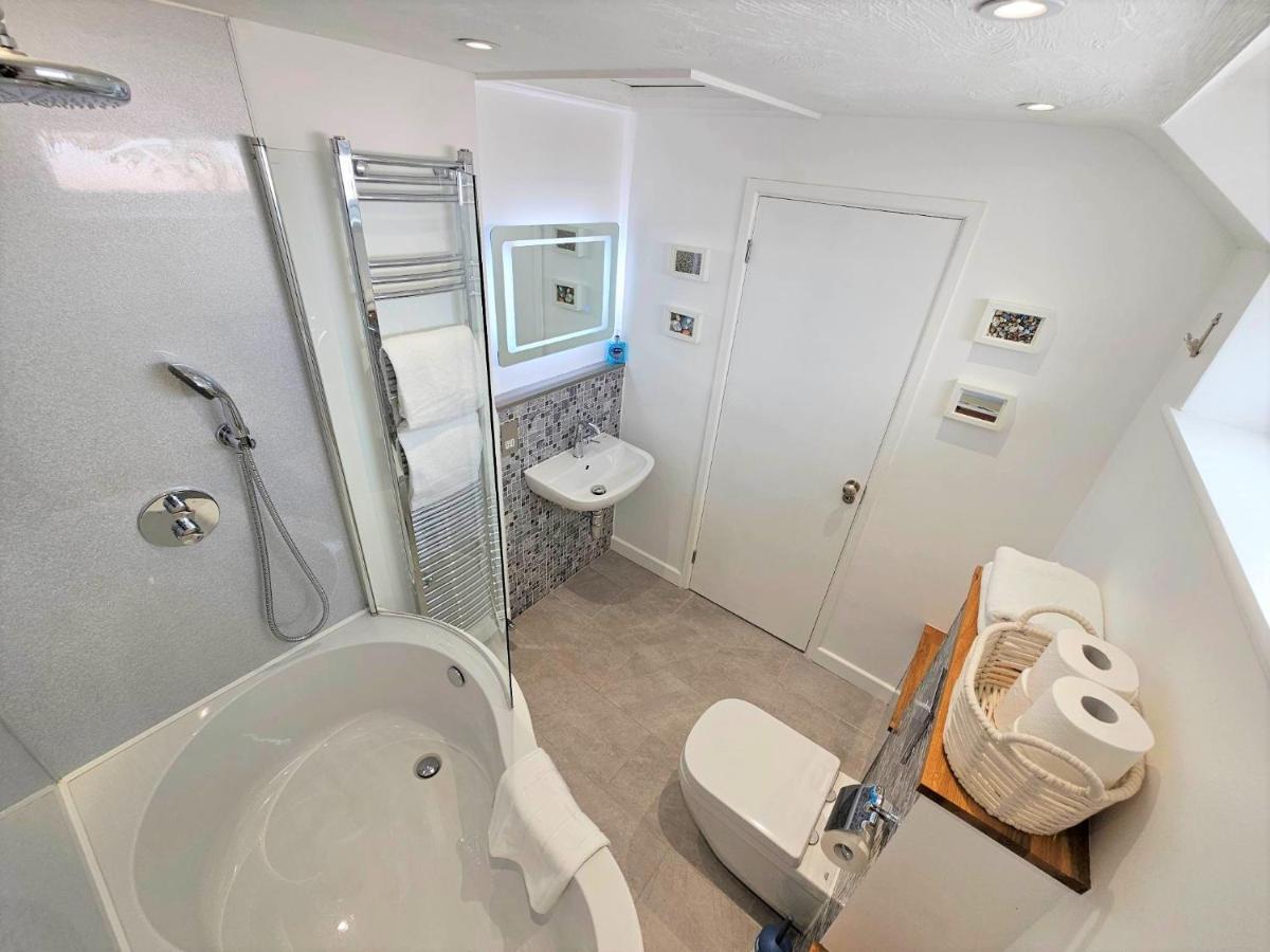 Bosun'S Cottage Luxury Stay In The Heart Of Town Weymouth Eksteriør bilde